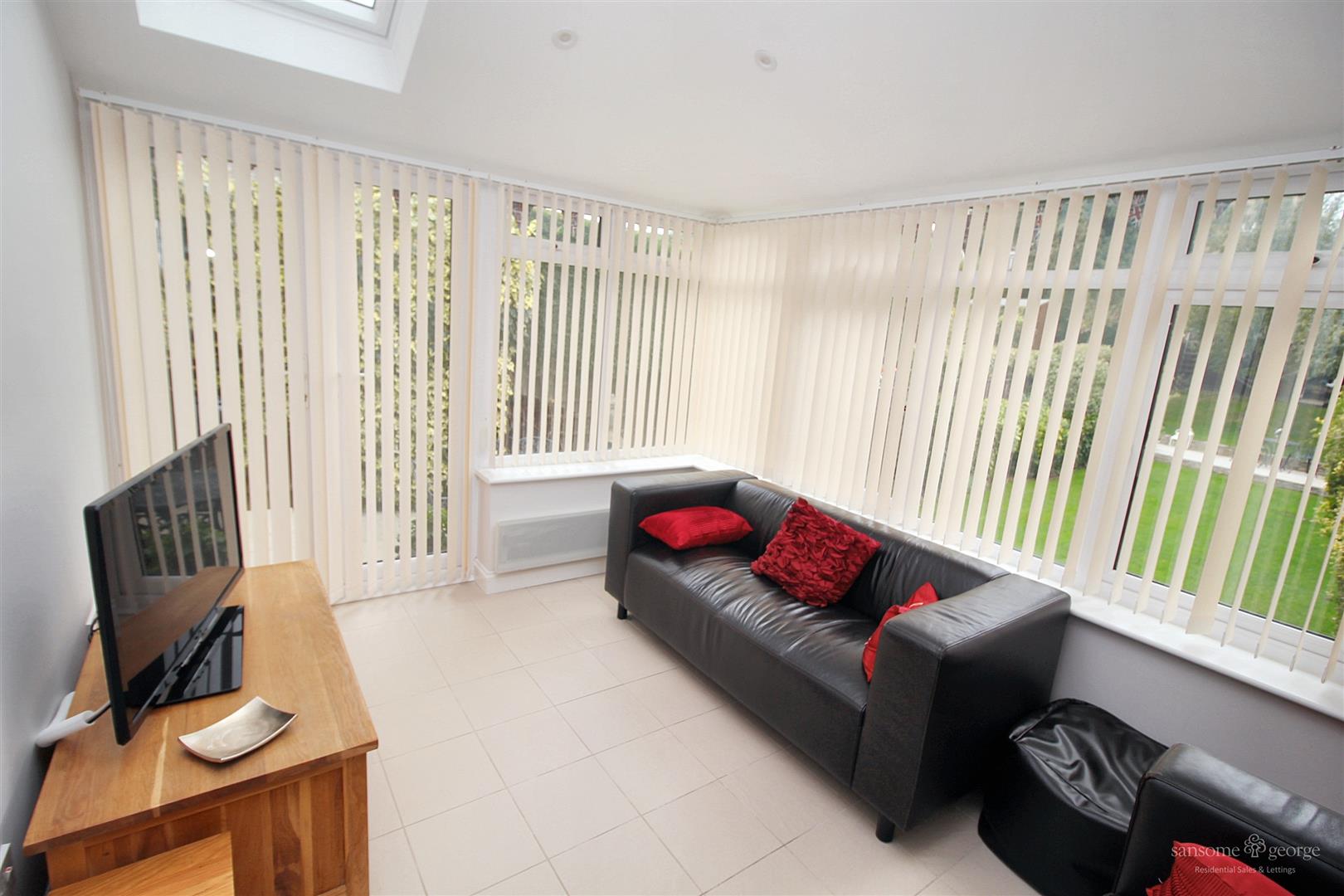 Westwood Glen, Tilehurst, Reading